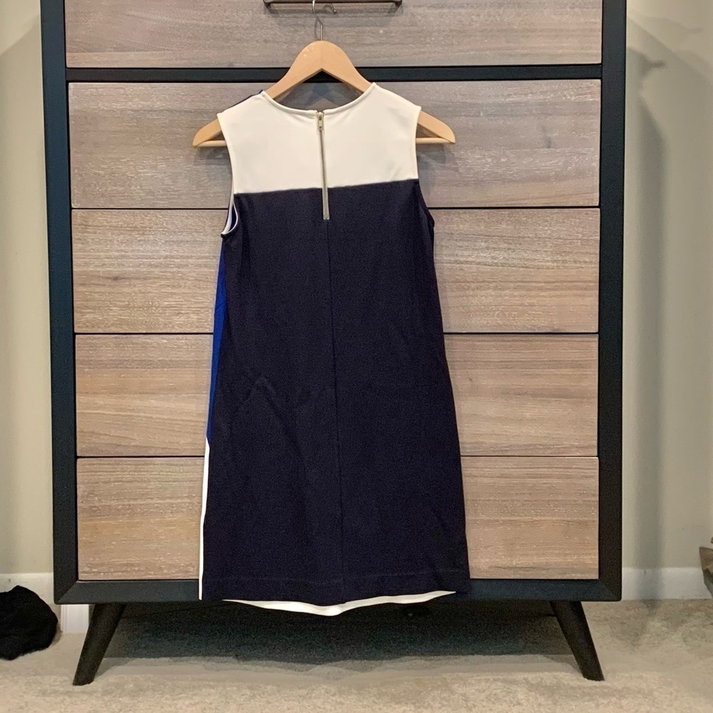 Felicity & Coco XS Shift Dress - Picture 2 of 5
